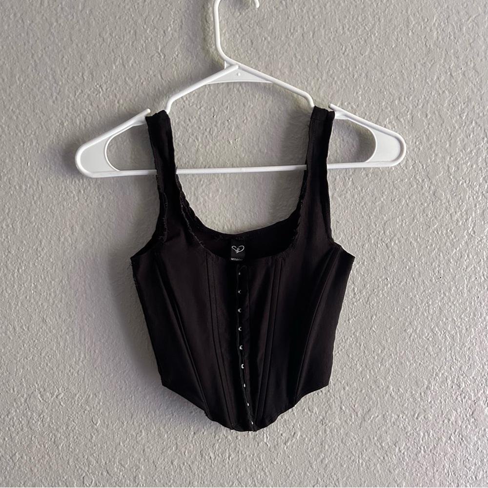 Black Windsor corset top #gothicstyle